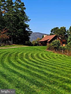 /international/us/1415-s-timber-ridge-road-cross-junction-va-110109736903/