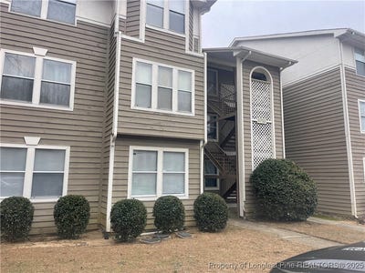 /international/us/6752-willowbrook-drive-unit-6-fayetteville-nc-110097035399/