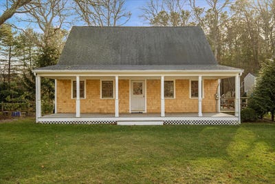 /international/us/116-franklin-terrace-tisbury-ma-110104489394/