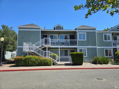 /international/us/1501-la-esplanada-place-santa-rosa-ca-110107385831/