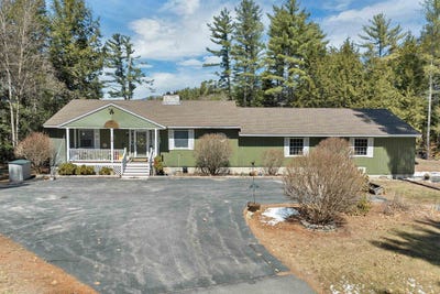 /international/us/10-oak-leaf-avenue-tuftonboro-nh-110107316012/