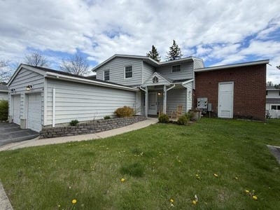 /international/us/42-maryland-road-plattsburgh-ny-110107957747/