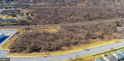 /international/us/6-82-acres-lutz-ave-martinsburg-wv-110099884016/