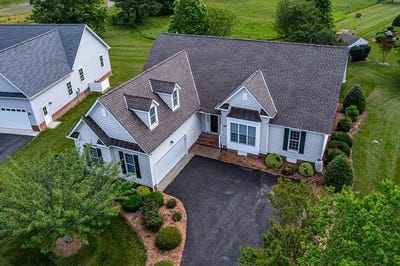 /international/us/48-old-field-road-irvington-va-110108070352/