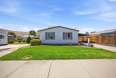 /international/us/411-birch-ct-benton-city-wa-110108493551/