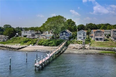 /international/us/169-narragansett-boulevard-portsmouth-ri-110102789279/