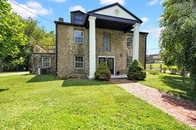 /international/us/516-w-arch-st-madisonville-ky-110097153541/
