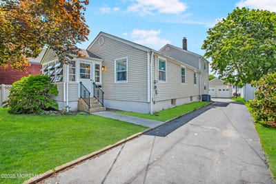 /international/us/81-curtis-place-manasquan-nj-110100021230/