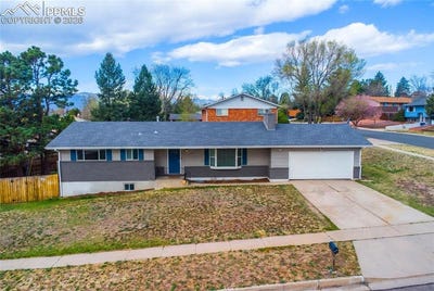 /international/us/2122-sussex-lane-colorado-springs-co-110107230221/