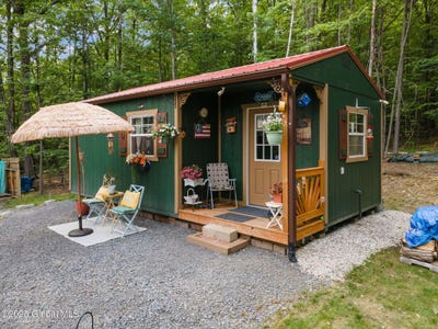 /international/us/l20-winegard-road-seward-ny-110100471359/