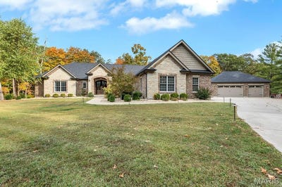 /international/us/353-callaway-ridge-drive-defiance-mo-110103112498/