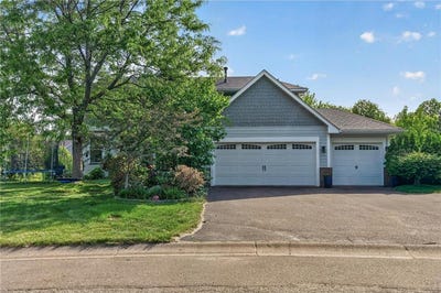 /international/us/7375-w-fish-lake-road-maple-grove-mn-110108424351/