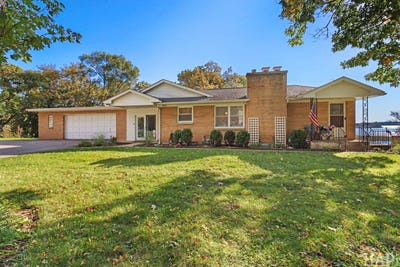 /international/us/5208-n-leeside-street-mchenry-il-110120553192/