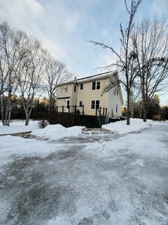 /international/us/15-webber-lane-amherst-me-110104199294/