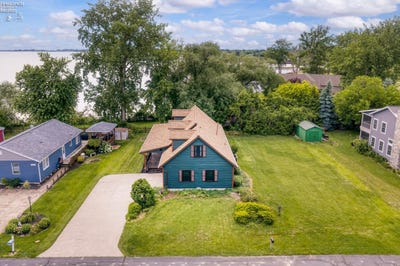 /international/us/2350-s-commodore-court-marblehead-oh-110109087643/