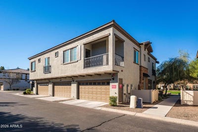 /international/us/2750-s-voyager-drive-gilbert-az-110105290396/
