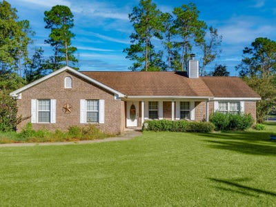 /international/us/4-country-way-crawfordville-fl-110095073579/