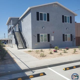 /international/us/172-w-alamo-st-calipatria-ca-110107843309/