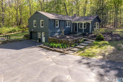 /international/us/62-cosgrove-road-willington-ct-110108058927/