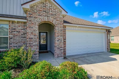 /international/us/35572-grovemont-dr-denham-springs-la-110107465784/