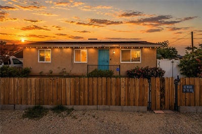 /international/us/2041-chicago-avenue-kingman-az-110107535162/