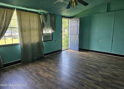 /international/us/547-n-delta-street-greenville-ms-110108493150/