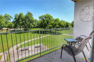 /international/us/730-e-mather-street-new-braunfels-tx-110106503827/