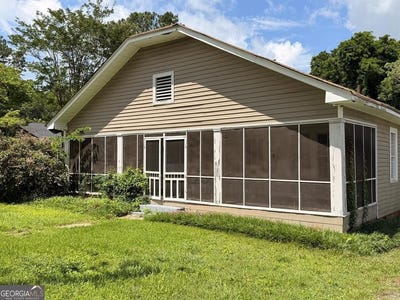 /international/us/215-croft-street-carrollton-ga-110108987794/