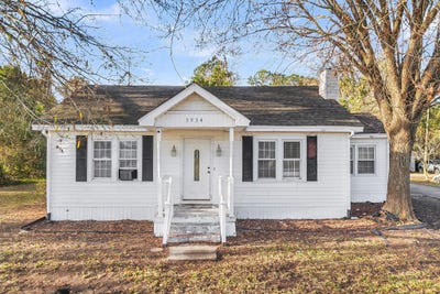 /international/us/3934-byrnes-drive-saint-stephen-sc-110104907050/