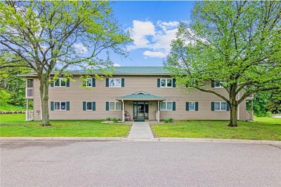 /international/us/3275-80th-street-e-inver-grove-heights-mn-110108237592/