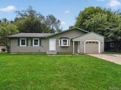 /international/us/814-huntington-boulevard-albion-mi-110120039727/