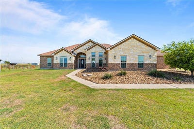 /international/us/7064-county-road-2004-portland-tx-110102974658/