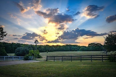 /international/us/5715-texas-159-la-grange-tx-110101543805/