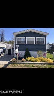 /international/us/409-lane-e-hazlet-nj-110108146848/