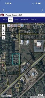 /international/us/yeomans-street-blackshear-ga-110104820189/