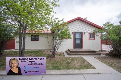 /international/us/213-n-third-st-glenrock-wy-110108438733/