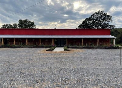 /international/us/398-greenfield-road-natchez-ms-110108985233/