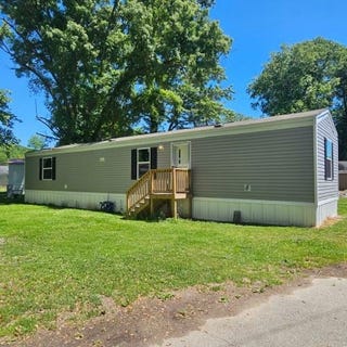 /international/us/42-rose-ln-saint-albans-wv-110108099805/