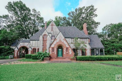 /international/us/904-e-12th-st-texarkana-ar-110108505998/