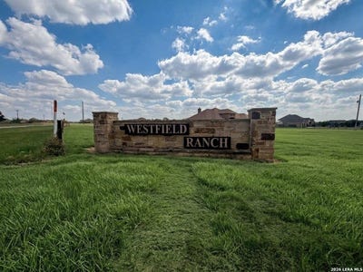 /international/us/152-westfield-rnch-la-vernia-tx-110120483853/