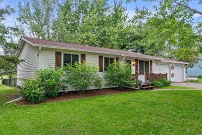 /international/us/1145-norton-street-hammond-wi-110100349746/