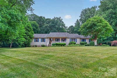 /international/us/711-candlewick-drive-salisbury-nc-110108278948/