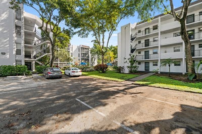 /international/us/471-n-pine-island-road-plantation-fl-110107345201/