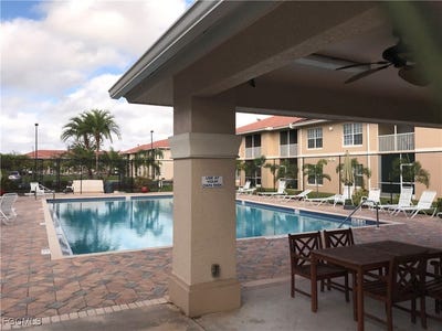 /international/us/8407-bernwood-cove-loop-fort-myers-fl-110105088682/