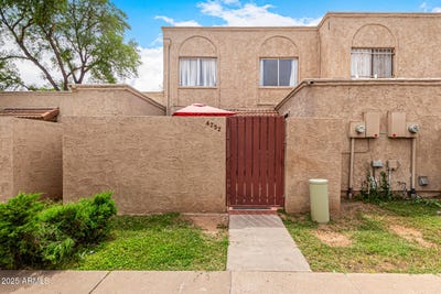 /international/us/4252-n-68th-lane-phoenix-az-110101219426/