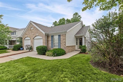 /international/us/73-jost-villa-drive-florissant-mn-110108392626/
