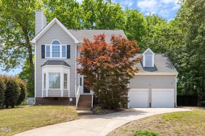 /international/us/2517-birchford-court-raleigh-nc-110108588063/?lang=id
