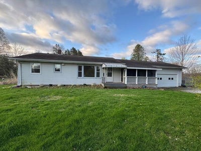 /international/us/3334-w-glendora-road-three-oaks-mi-110108489819/