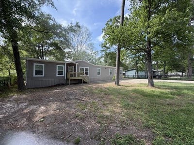 /international/us/82-county-road-4283-dayton-tx-110119589055/