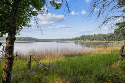 /international/us/crystal-lake-drive-lot-9-danbury-wi-110107383690/